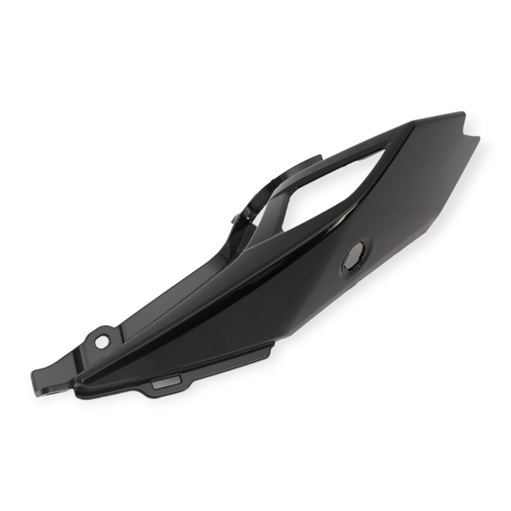 [MTC0502] CUBIERTA TRASERA SUPERIOR IZQUIERDA FZ25 NEGRO